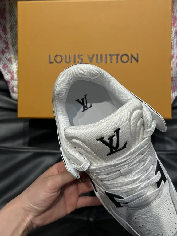 Louis Vuitton Shoe 